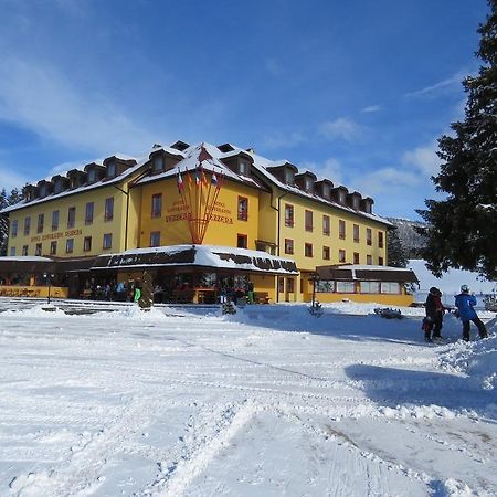 Hotel Vezzena Malga Postesina Exterior foto